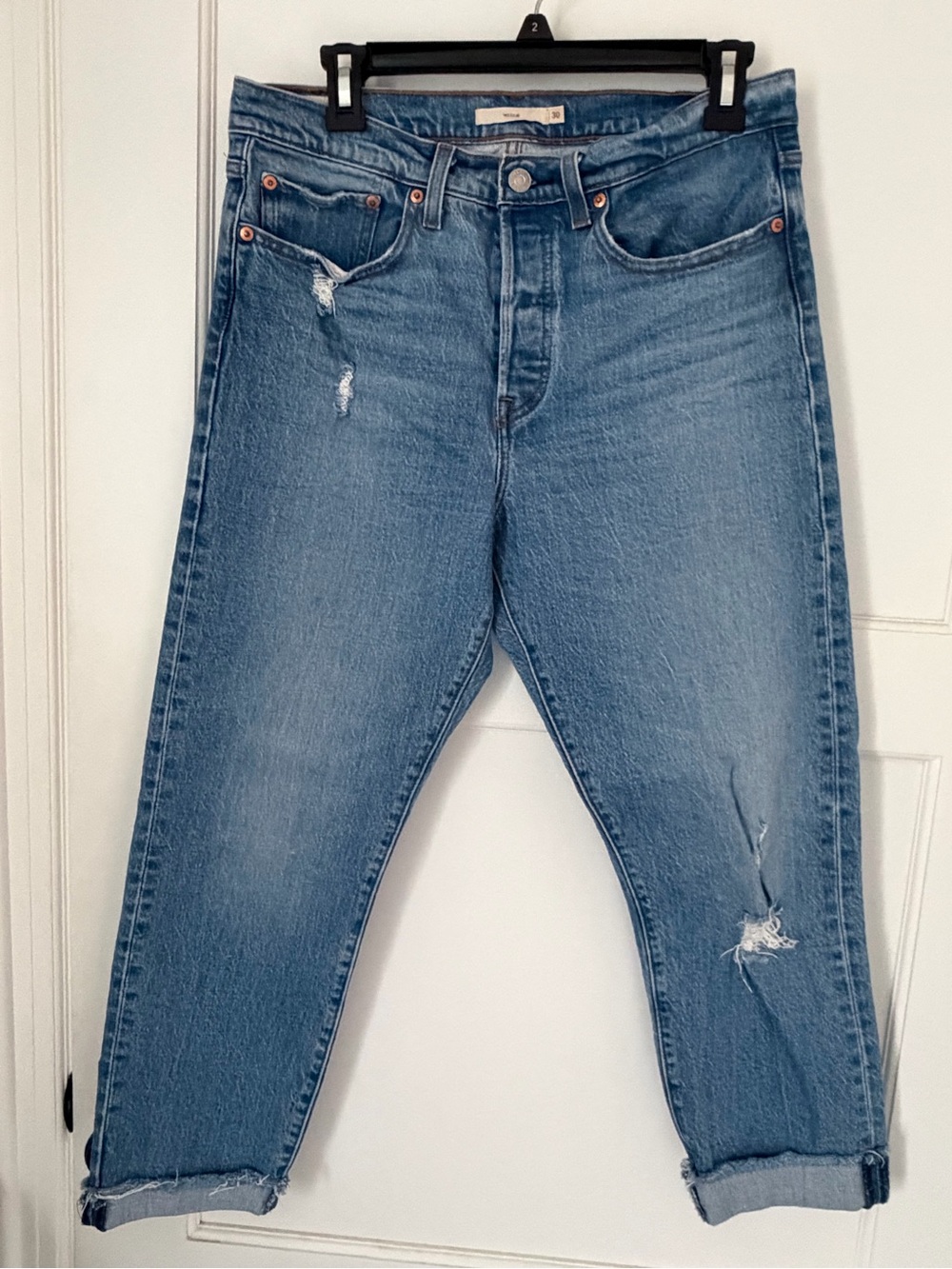 Levi's Wedgie Straight Leg Women's Jeans - Light Blue Distressed